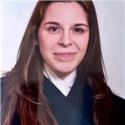 Profesora de filosofía para niños de la ESO y bachillerato
